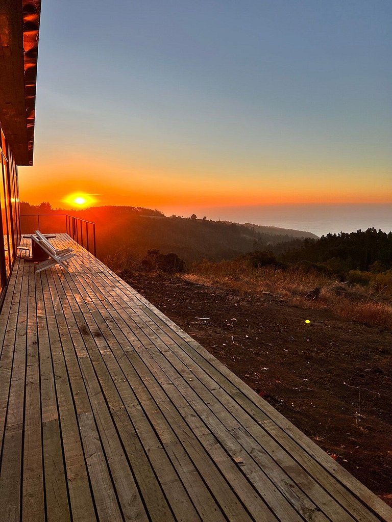 Amazing House, Incredible Views, HotTub, Starlink