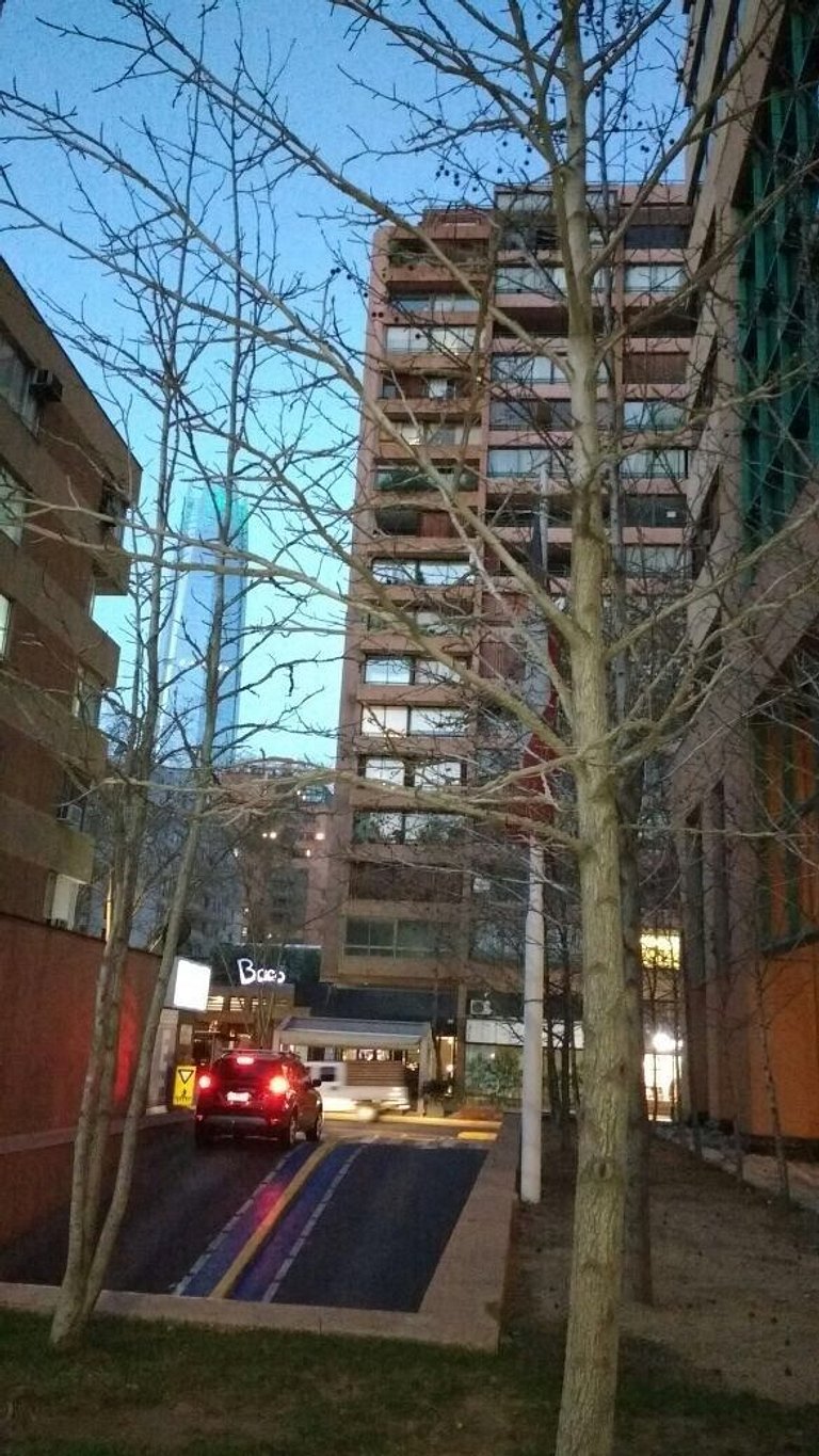 2D con Metro y Costanera Center