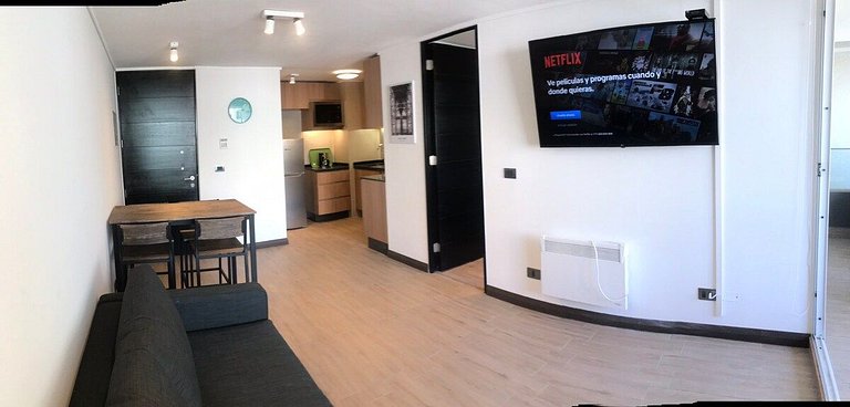 A pasos de Clinica: Parking + Cama King + Wifi