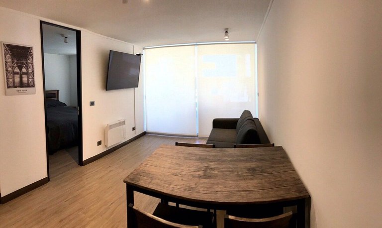 A pasos de Clinica: Parking + Cama King + Wifi