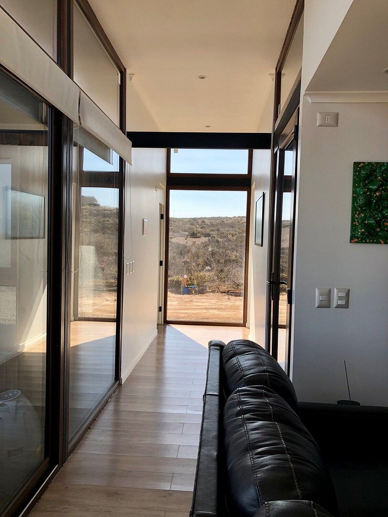Moderna Casa con vista al mar