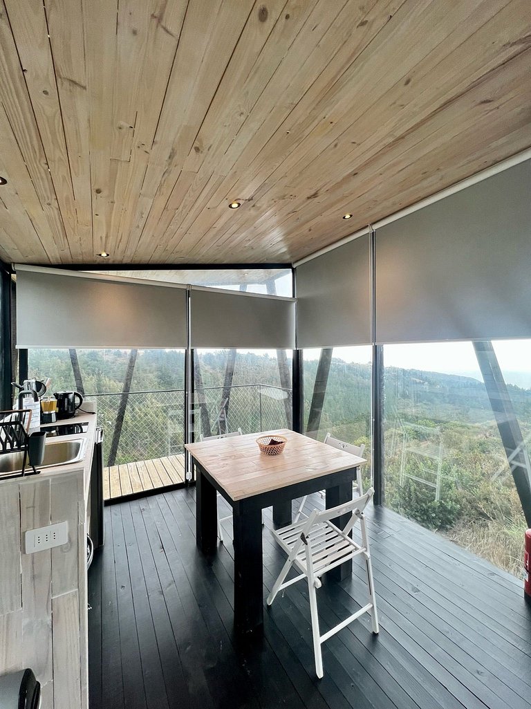 Forest Cabin, Incredible Views, Hot Tub, Starlink