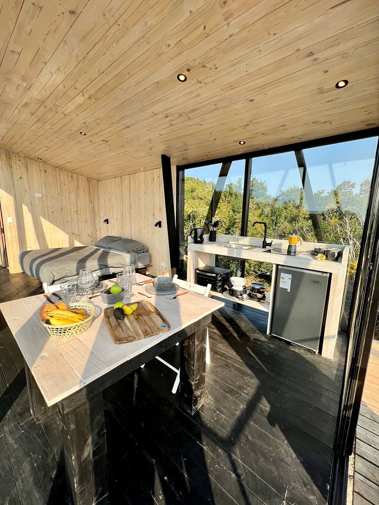 Forest Cabin, Incredible Views, Hot Tub, Starlink