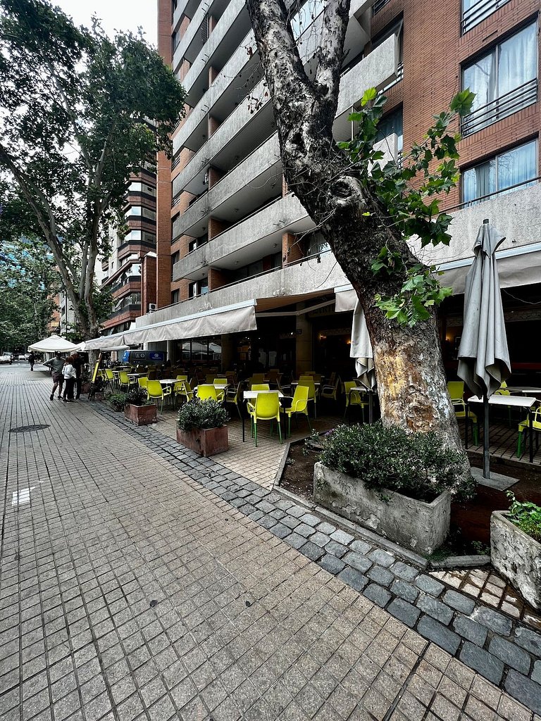 Providencia centro 2D-2B Vista y Estacionamiento