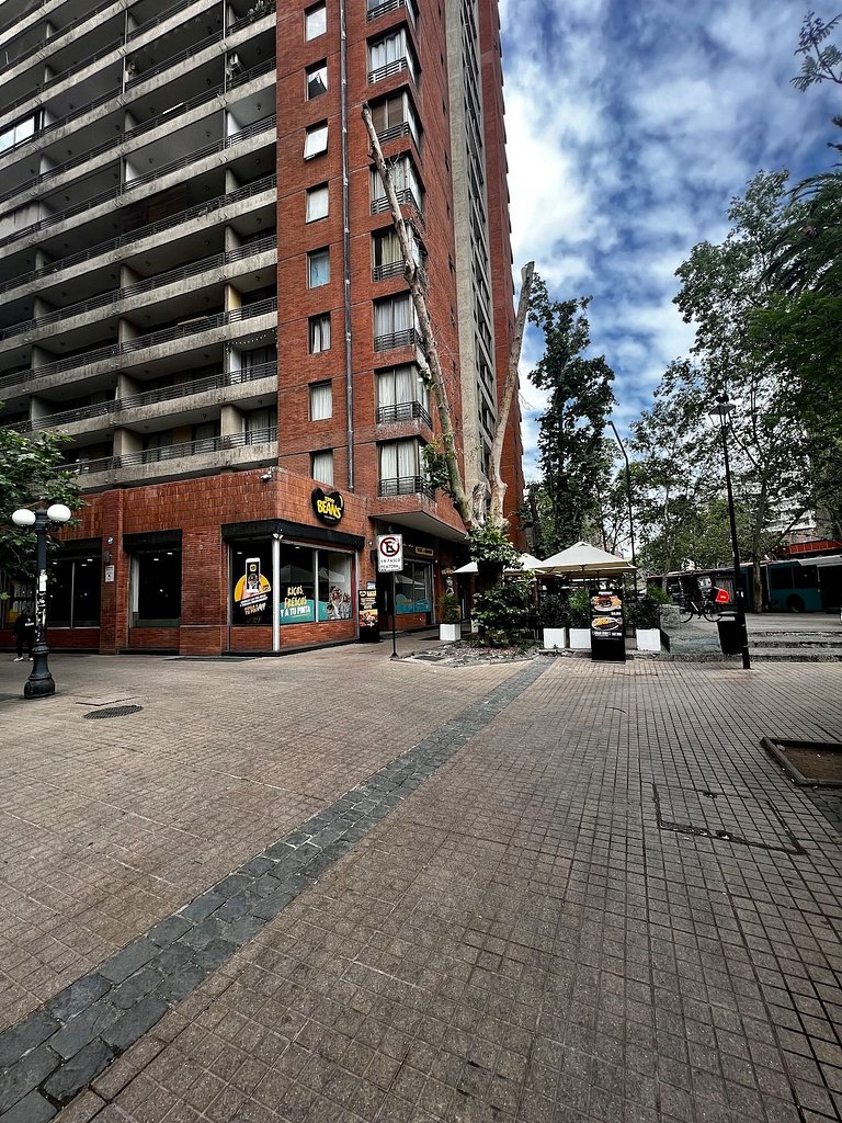 Providencia centro 2D-2B Vista y Estacionamiento