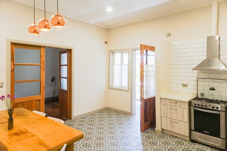 Estudio a orilla de Rio