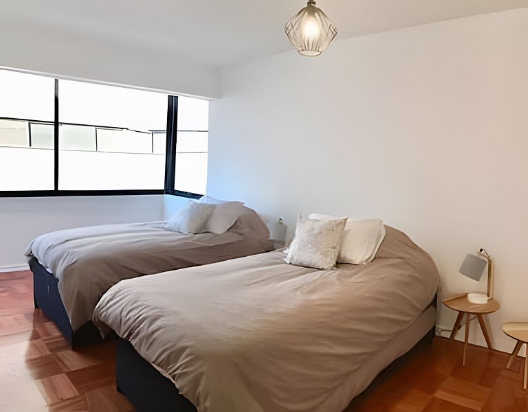 Amplio 2D junto a Metro Tobalaba, Ideal para 6
