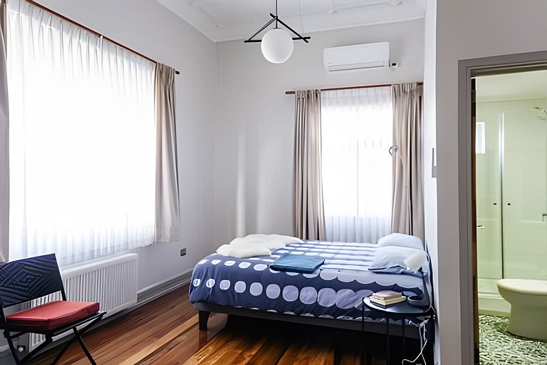 Habitación a orilla del río