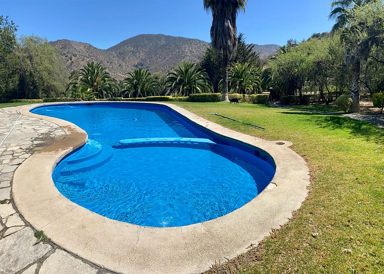 Casa de Campo con Piscina, Tinaja y Jardín