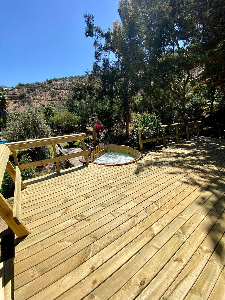 Casa de Campo con Piscina, Tinaja y Jardín