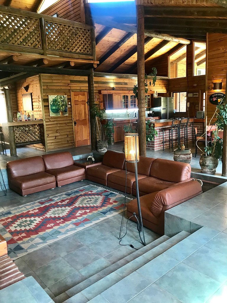 Casa de Campo con Piscina, Tinaja y Jardín