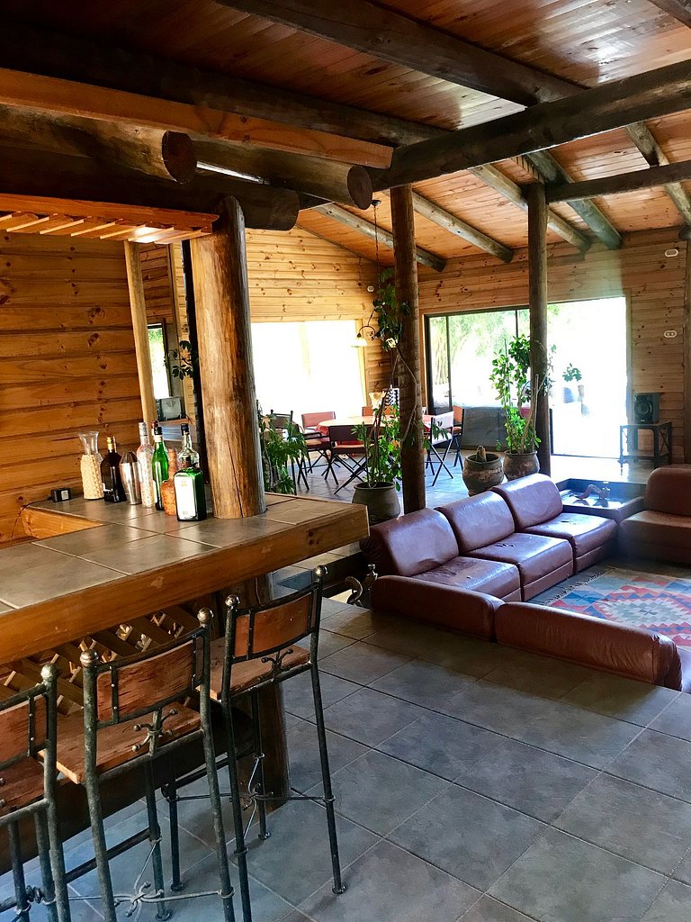 Casa de Campo con Piscina, Tinaja y Jardín