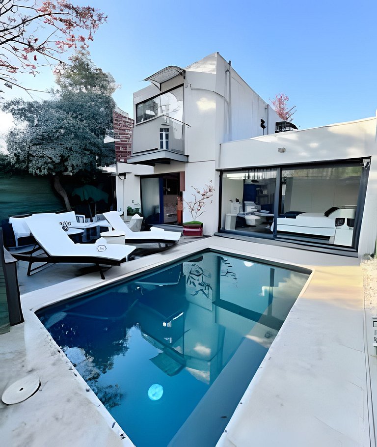 Casa en Vitacura con 3D, Piscina y Parrilla