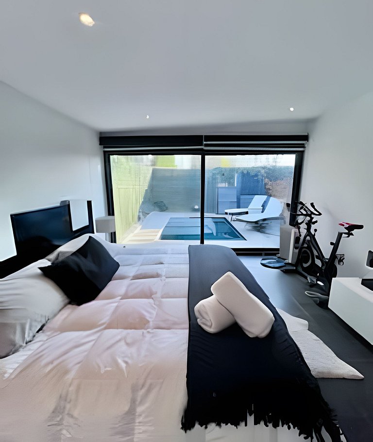 Casa en Vitacura con 3D, Piscina y Parrilla
