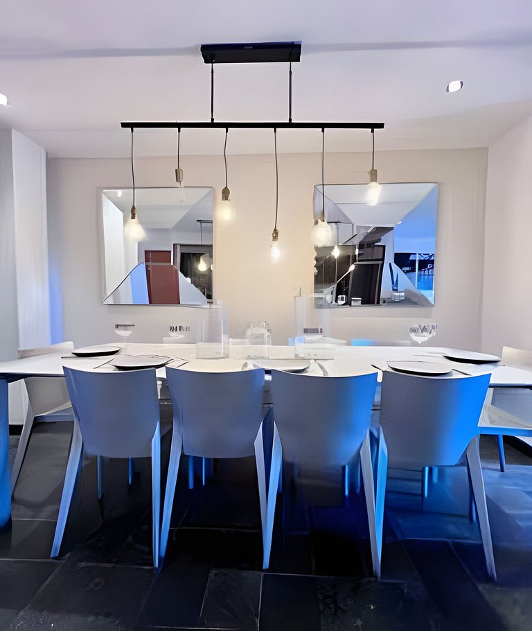 Casa en Vitacura con 3D, Piscina y Parrilla