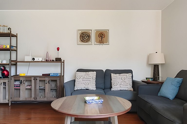 En Parque Pinares, descanso en el Lago.