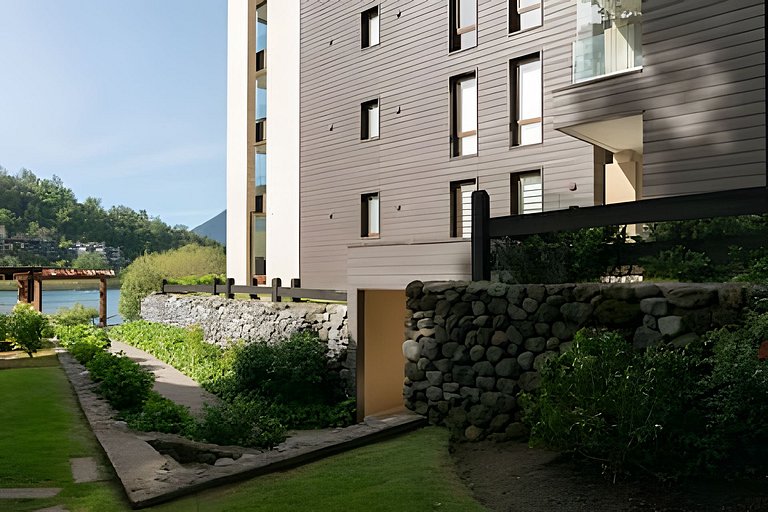 En Parque Pinares, descanso en el Lago.