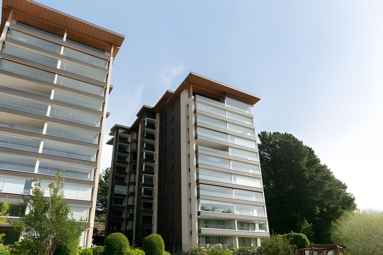 En Parque Pinares, descanso en el Lago.