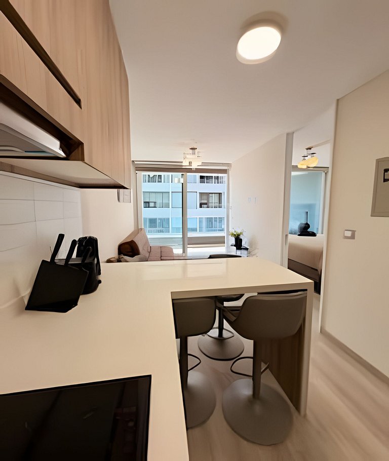 Luminoso 1D/1B en Las Condes excelente ubicación