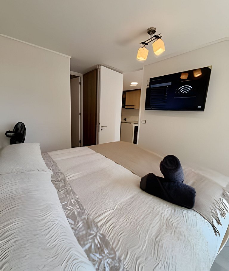 Luminoso 1D/1B en Las Condes excelente ubicación