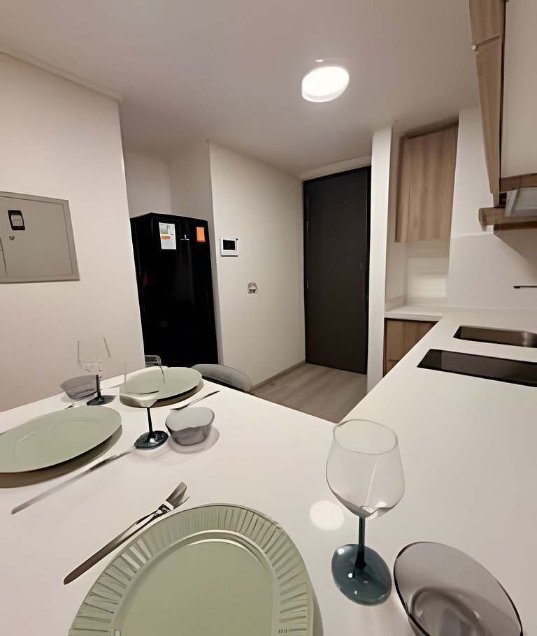 Luminoso 1D/1B en Las Condes excelente ubicación