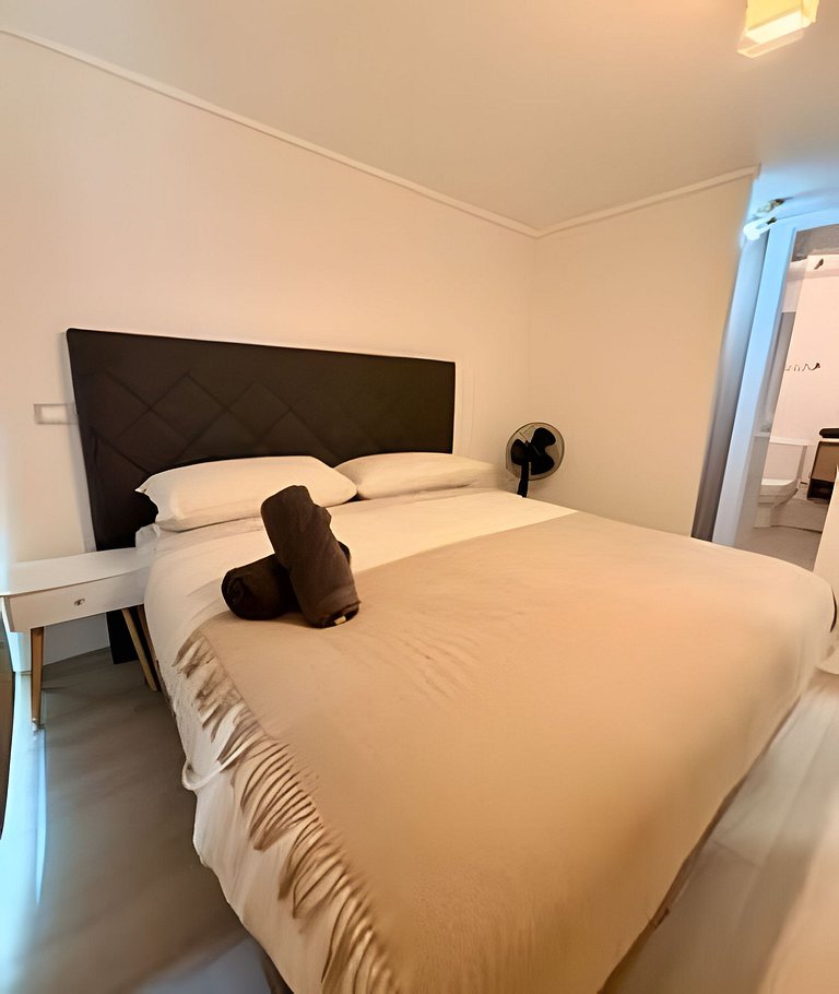 Luminoso 1D/1B en Las Condes excelente ubicación