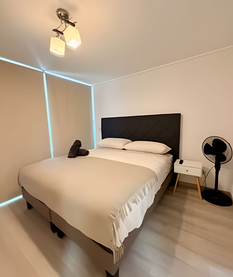 Luminoso 1D/1B en Las Condes excelente ubicación