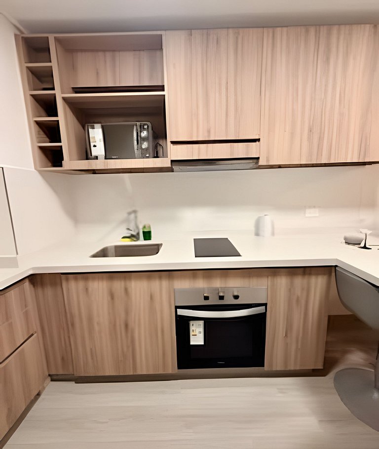 Luminoso 1D/1B en Las Condes excelente ubicación