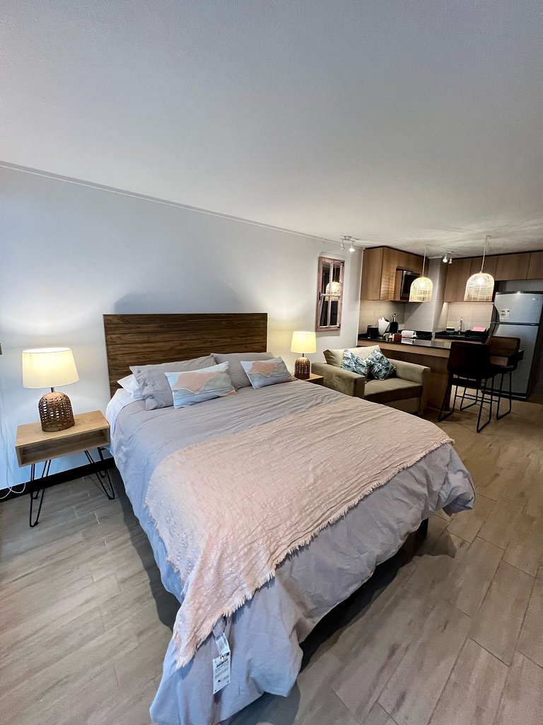 Studio Moderno + Parking - Clínica Las Condes