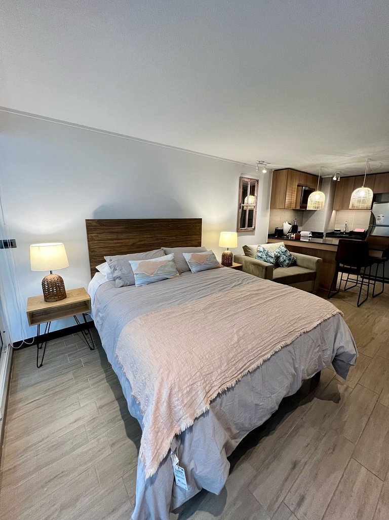 Studio Moderno + Parking - Clínica Las Condes