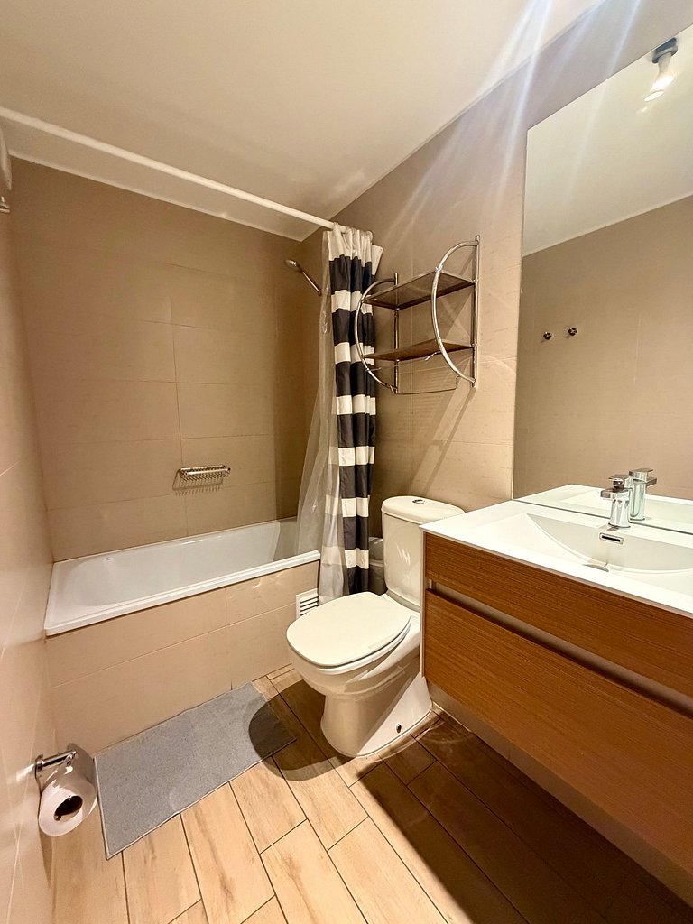 Estoril - Confort con cama King + Estacionamiento + wifi