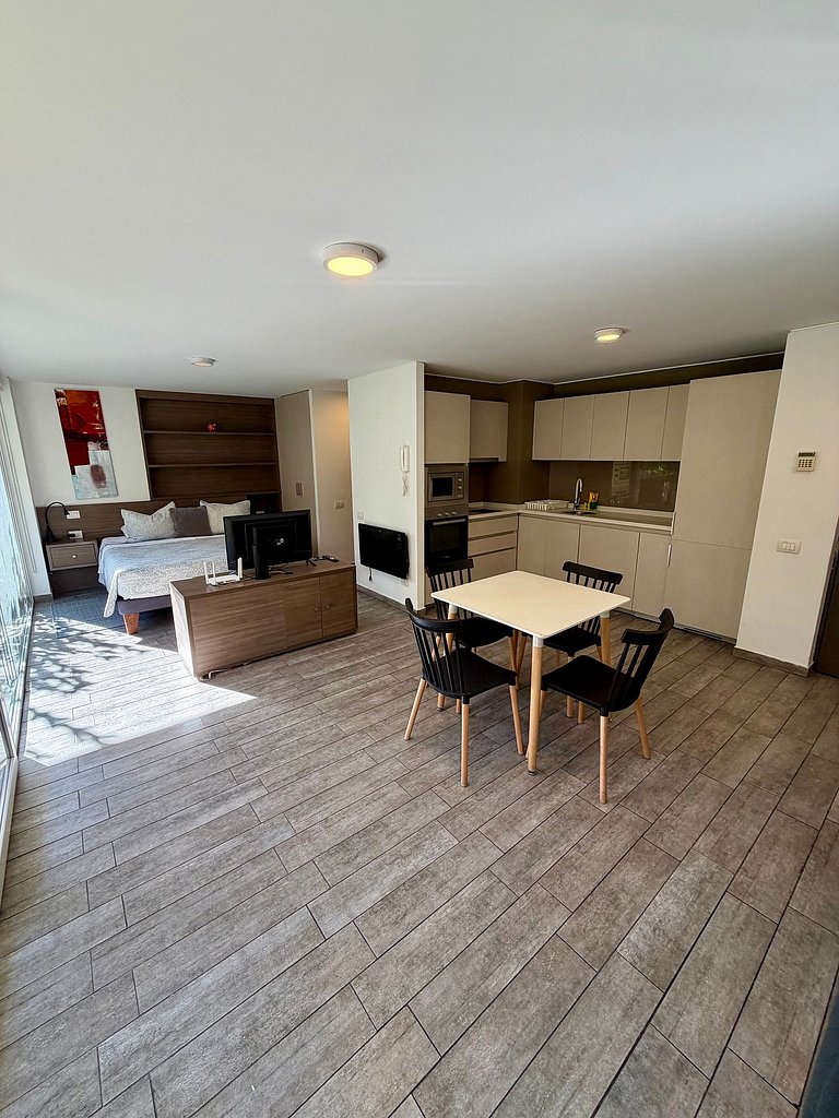 Moderno y equipado estudio en Los Dominicos