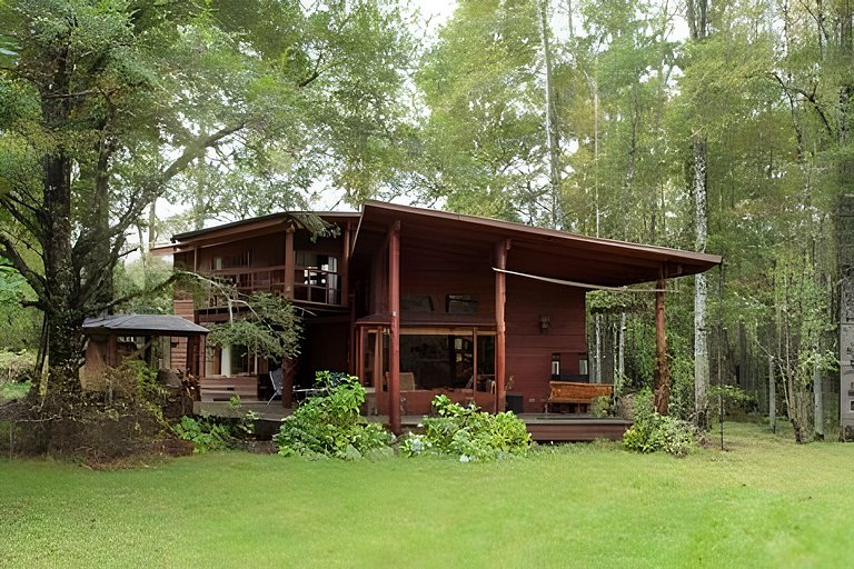 Casa de Ensueño entre Árboles Nativos