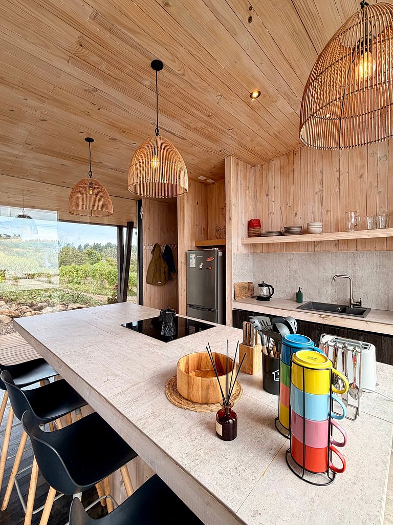 Amazing House, Incredible Views, HotTub, Starlink