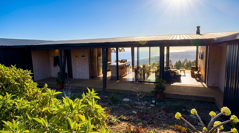 Amazing House, Incredible Views, HotTub, Starlink